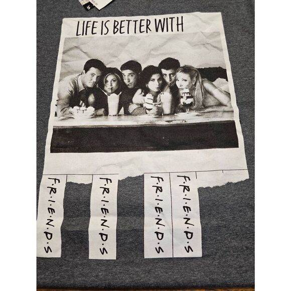 Friends Life Is Better T-Shirt Size Small Unisex Gray NWOT - Picture 4 of 7